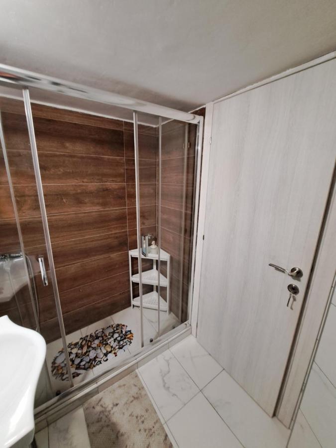 Appartamento Casa Di Tre Salonicco Esterno foto